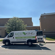 Commercial-Carpet-Cleaning-Services-for-Schools-Churches-Hotels-Professional-Deep-Cleaning-That-Protects-Your-Floors 2