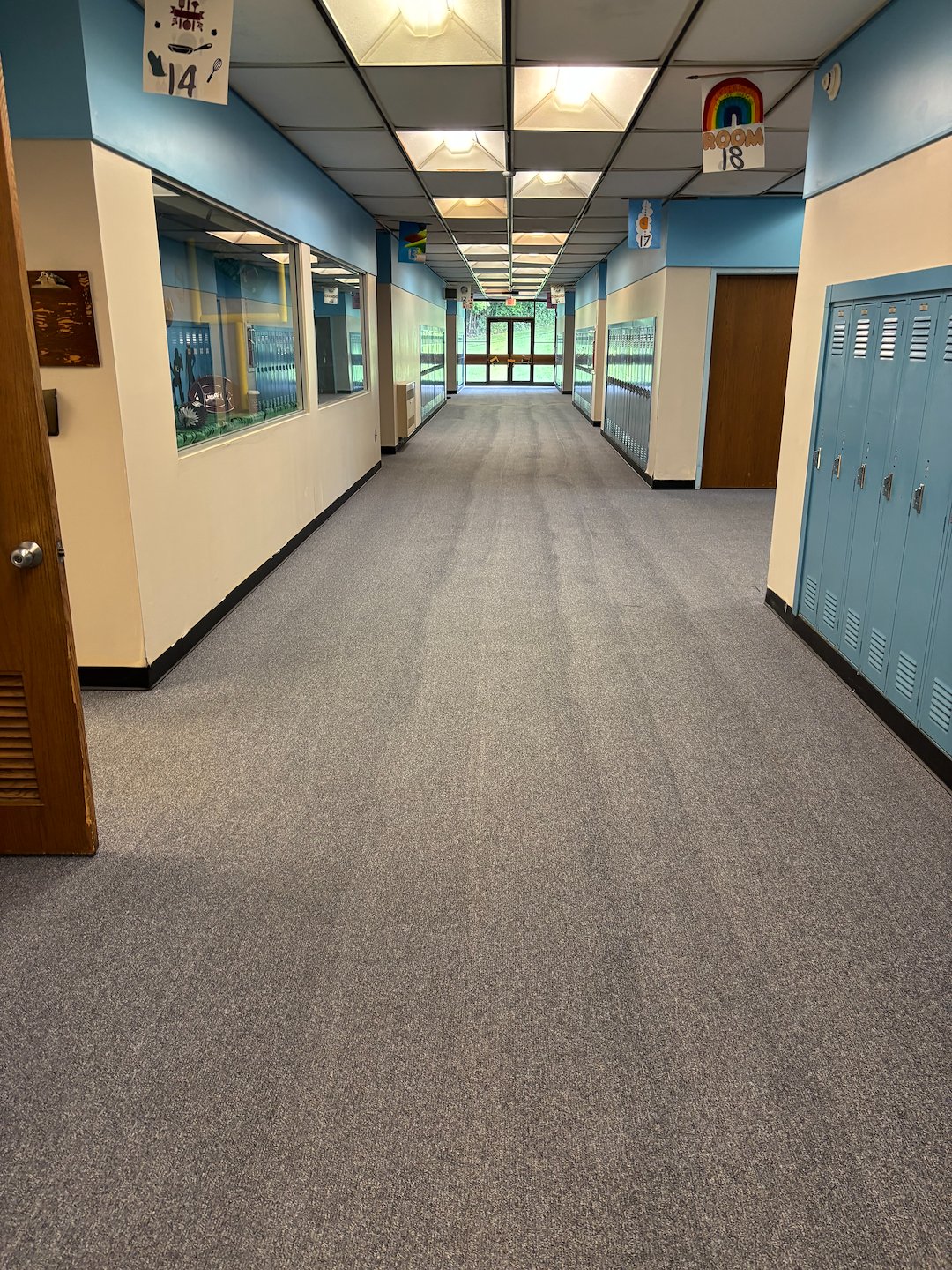 Commercial Carpet Cleaning in Pittsburgh, PA | Expert Carpet Care for Businesses, Schools & Churches