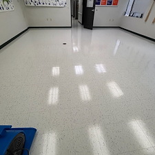 Commercial Floor Stripping and Waxing in Detroit & Livonia, MI: Restore the Shine to Your Business