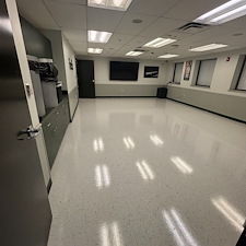 Commercial-VCT-Floor-Stripping-and-Waxing-in-Toledo-Perrysburg-Ohio 5