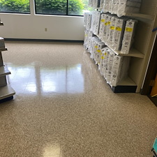 Shine-Restored-Expert-VCT-Stripping-Waxing-in-Robeson-Moon-Township-PA 3