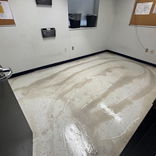 VCT-Stripping-and-Waxing-Services-in-Woodbridge-NJ-Commercial-Floor-Care-Experts 1