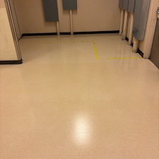 VCT-Stripping-Waxing-in-Cranberry-Township-Wexford-PA-Commercial-Floor-Restoration-That-Lasts 3