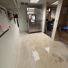 VCT-Stripping-Waxing-in-Cranberry-Township-Wexford-PA-Commercial-Floor-Restoration-That-Lasts 8