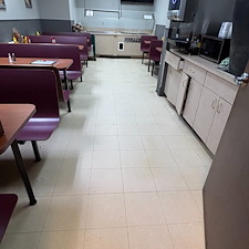 VCT-Stripping-Waxing-in-Cranberry-Township-Wexford-PA-Commercial-Floor-Restoration-That-Lasts 1